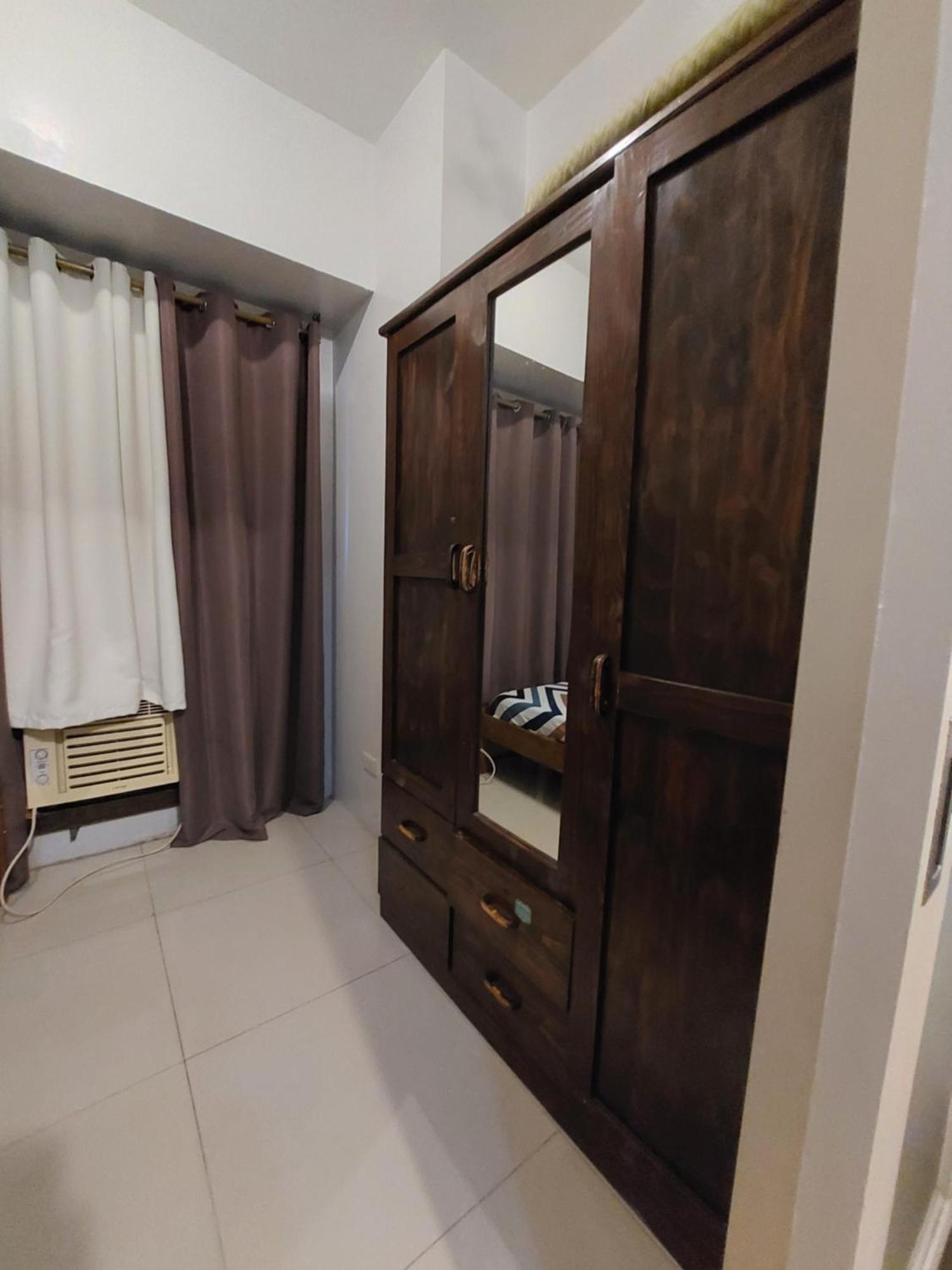 Sea Residences Moa Jaylord Place Manila Exterior foto